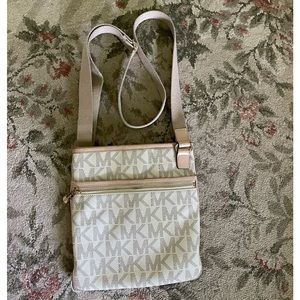 MICHAEL Kors Signature Leather Crossbody Bag